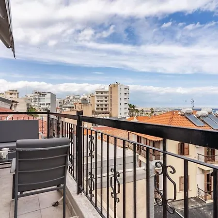 Must - Finikoudes Seaview Apartamento *