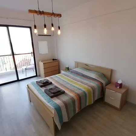 Apartamento Must - Finikoudes Seaview Lárnaca