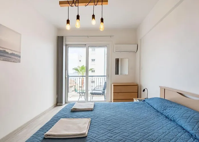 Must - Finikoudes Seaview Lejlighed *