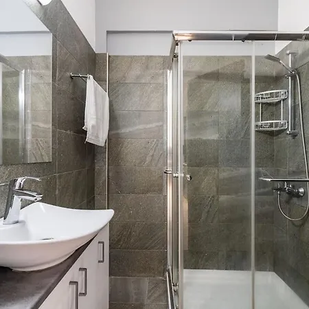 Apartman Must - Finikoudes Seaview Lárnaka