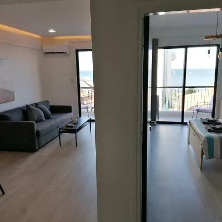 Must - Finikoudes Seaview Apartment