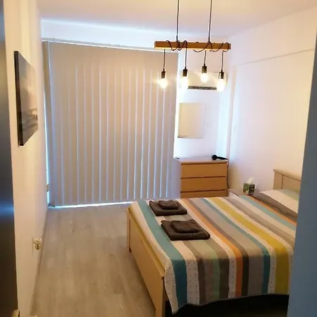 Apartment Must - Finikoudes Seaview Larnaca