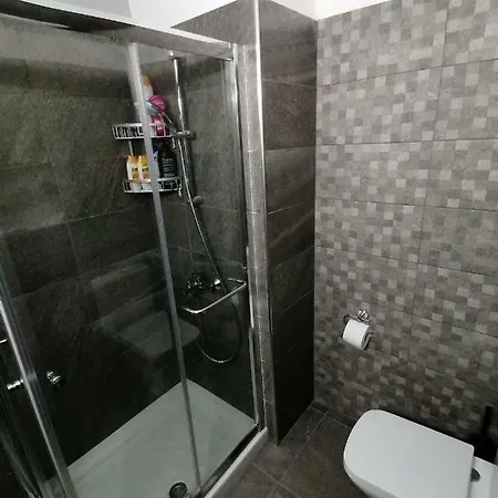 Must - Finikoudes Seaview Lárnaka