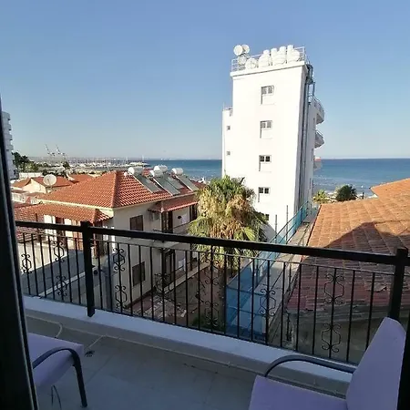 Appartement Must - Finikoudes Seaview